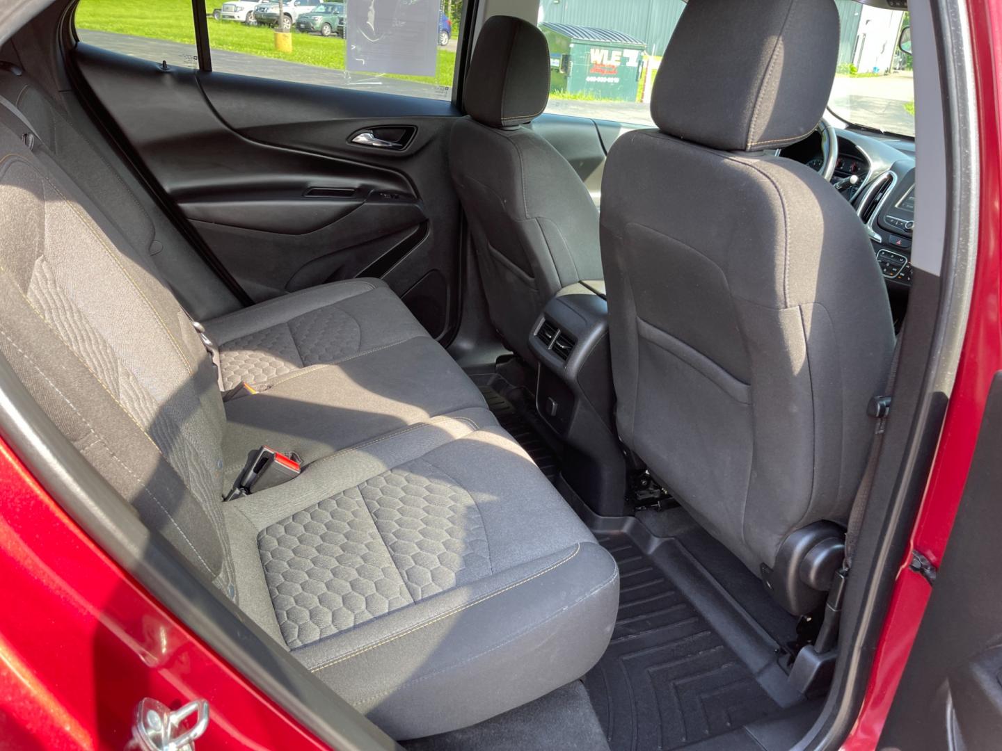 2018 Red /Black Chevrolet Equinox LT AWD (2GNAXSEV2J6) with an 1.5L I4 DOHC 16V TURBO engine, 6-Speed Automatic transmission, located at 11115 Chardon Rd. , Chardon, OH, 44024, (440) 214-9705, 41.580246, -81.241943 - This 2018 Chevrolet Equinox LT AWD with a 1.5L EcoTec Turbocharged engine and 6-speed automatic transmission offers a balanced blend of performance and fuel efficiency with a 30 MPG highway rating. This compact SUV is well-equipped for safety and convenience, featuring blind spot monitoring, rear cr - Photo#40